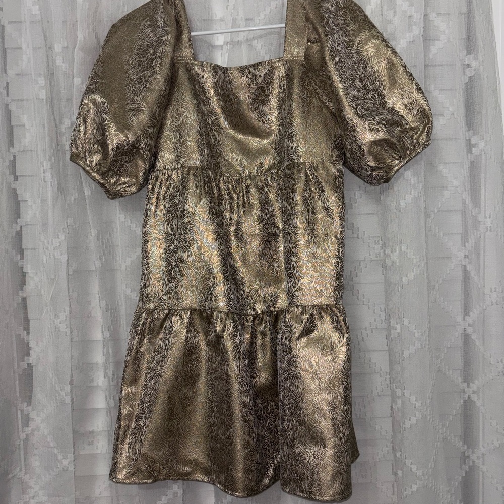 NWT Versona Metallic Gold Puff Sleeve Dress